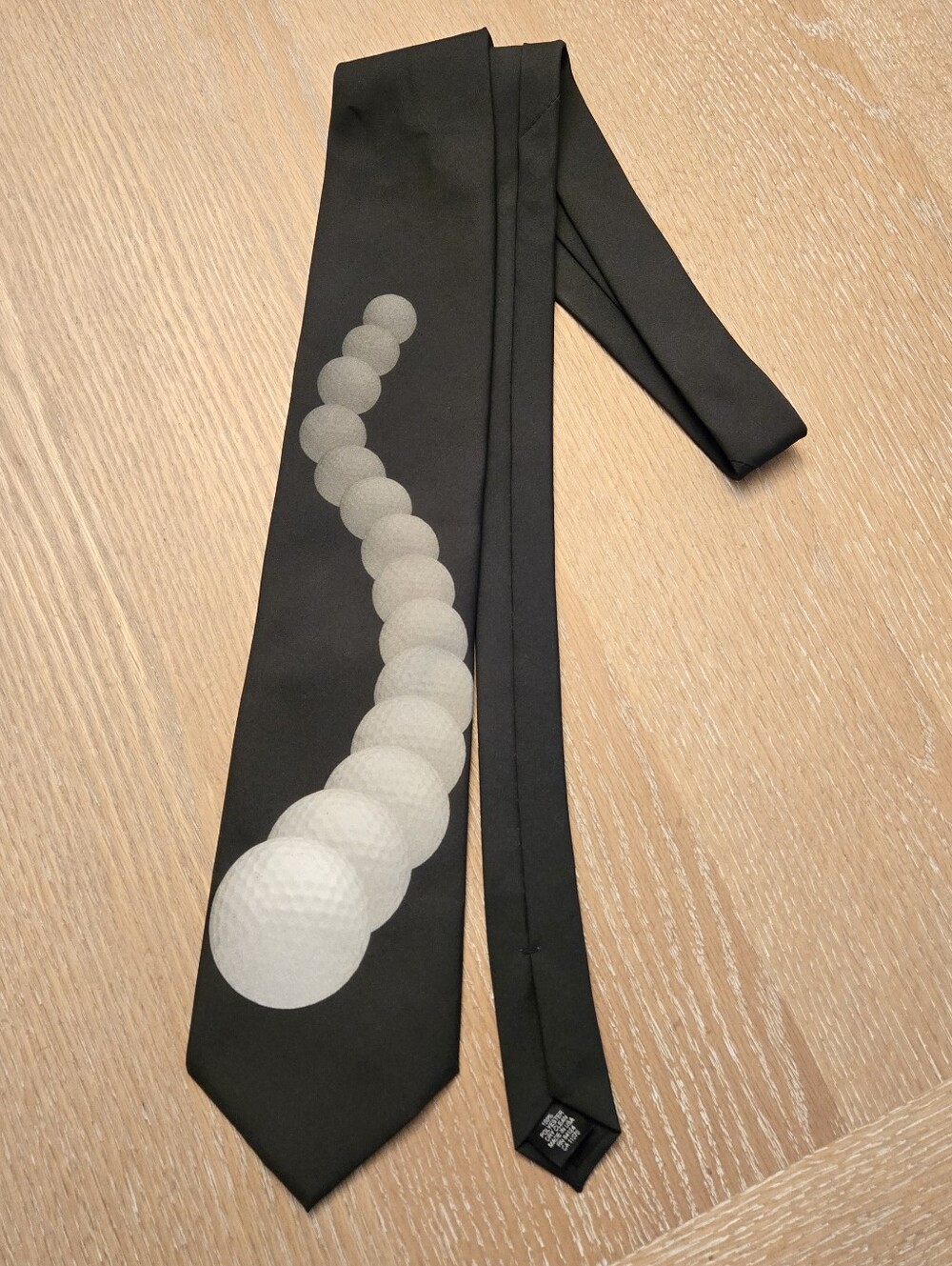 VNTG Ralph Marlin Golf Ball Tie